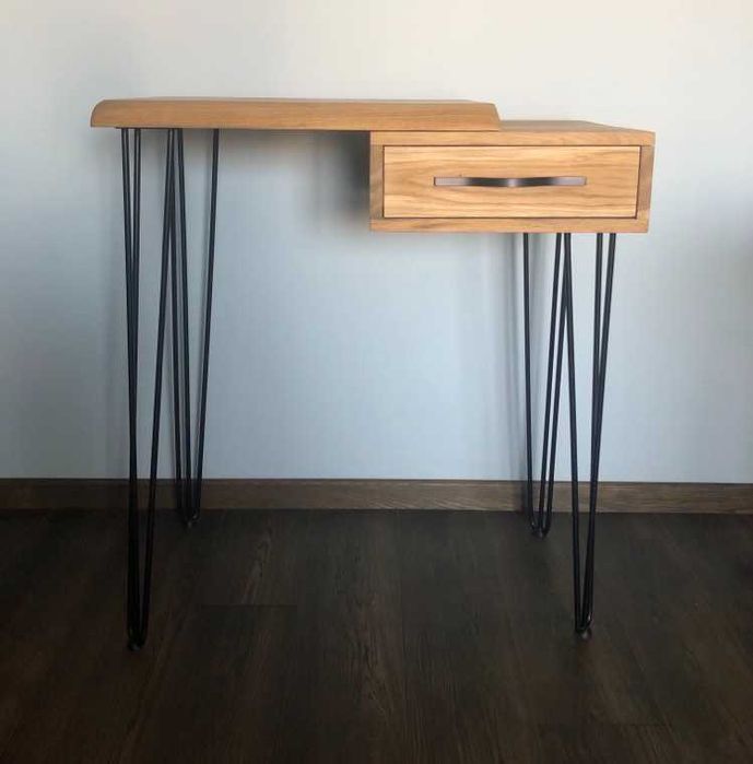 Loftowe biurko, stolik