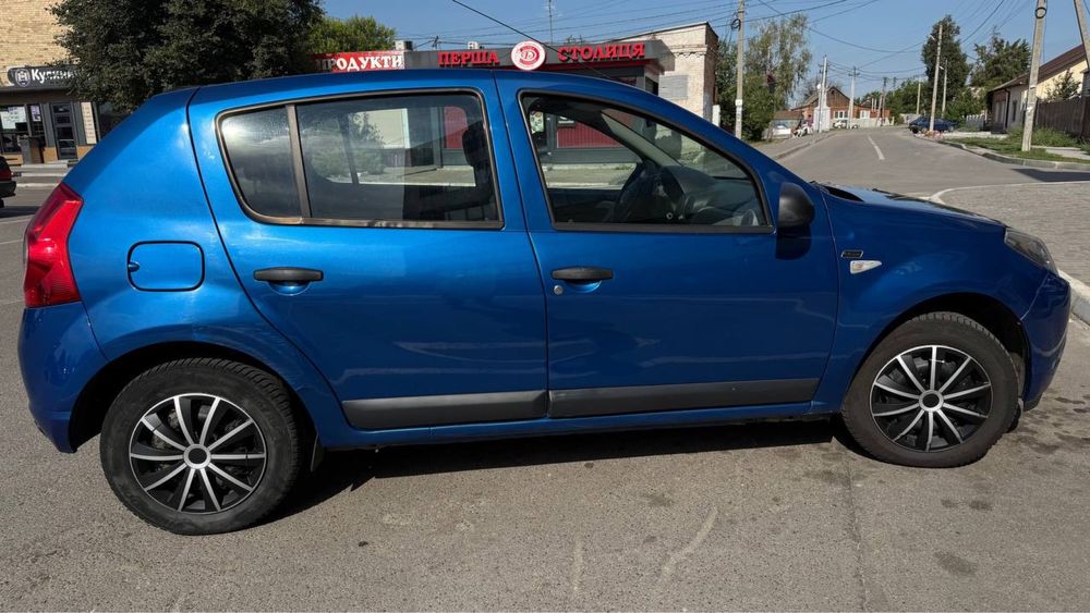 Dacia Sandero 2009