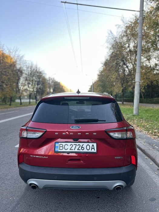 Ford escape titanium 2.5 hybrid awd