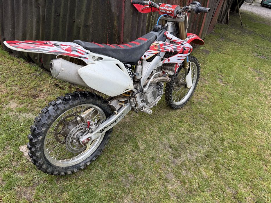 Honda.  CRF 450