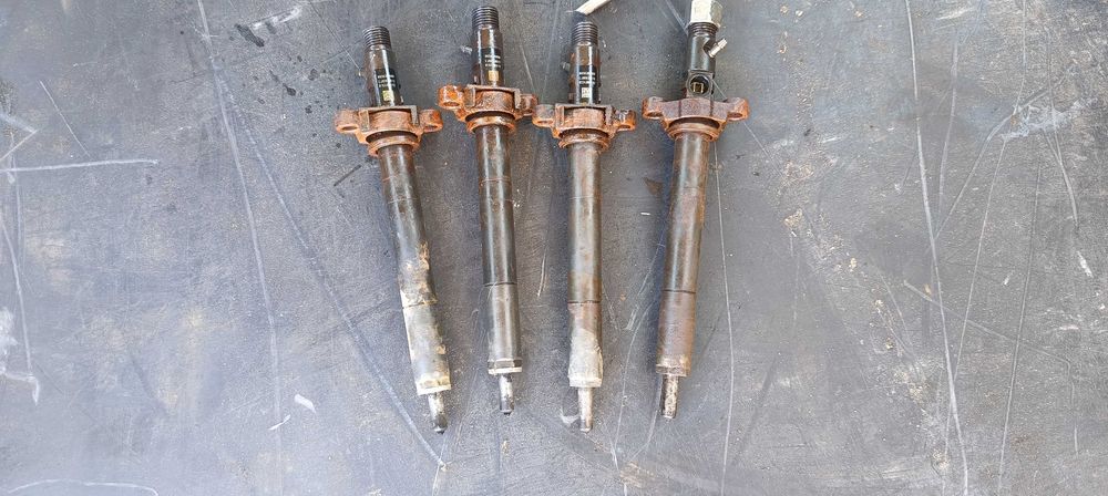 Wtryski Citroen C5 x7 2.0 HDi ejbr 03801d