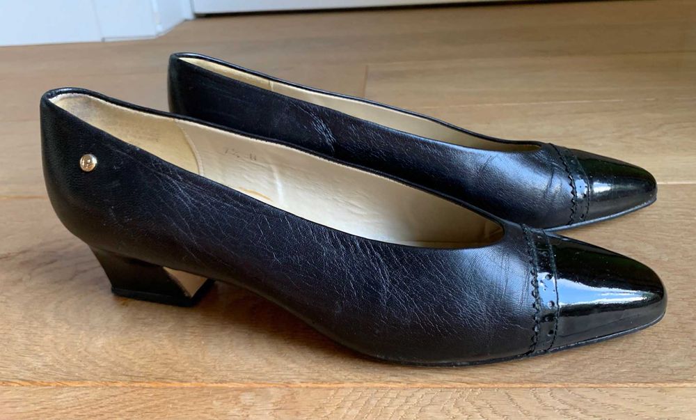 Buty ze skóry luksurowej marki Etienne Aigner w pięknym stanie. Rozmiar 37 -37,5.