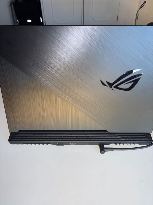 Portátil Gaming ASUS ROG Strix G15