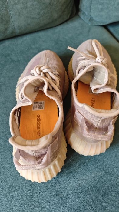 Buty Yeezy Boost V2 GW2871