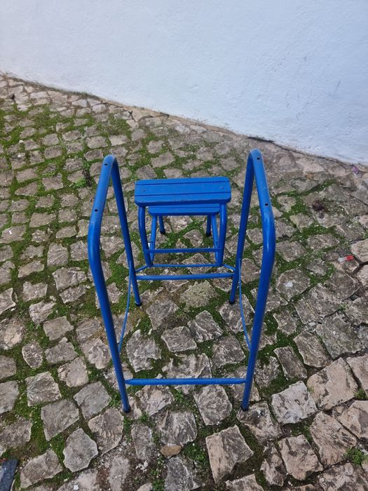 Vendo escadote 3 degraus vintage