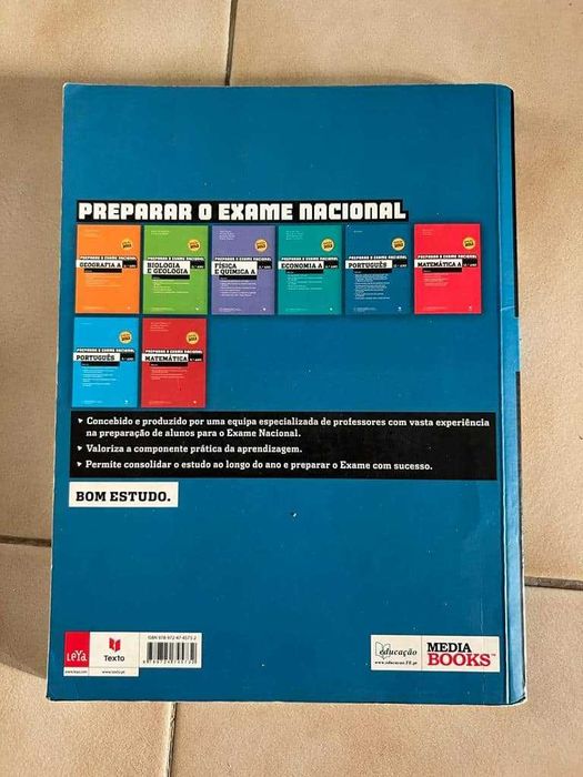 Livro de preparação para o exame nacional de Português 12º ano