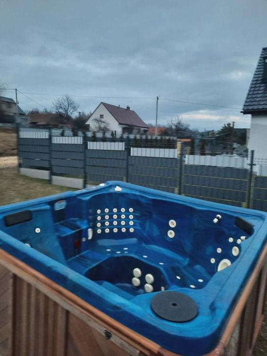 SPRZEDAM jacuzzi  pilnnie