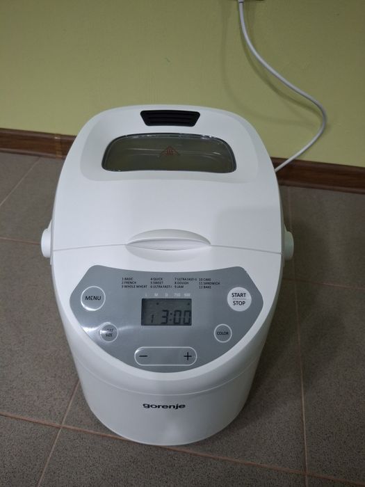 Хлібопічка Gorenje BM910W