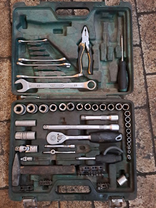 Набор ключей б/у