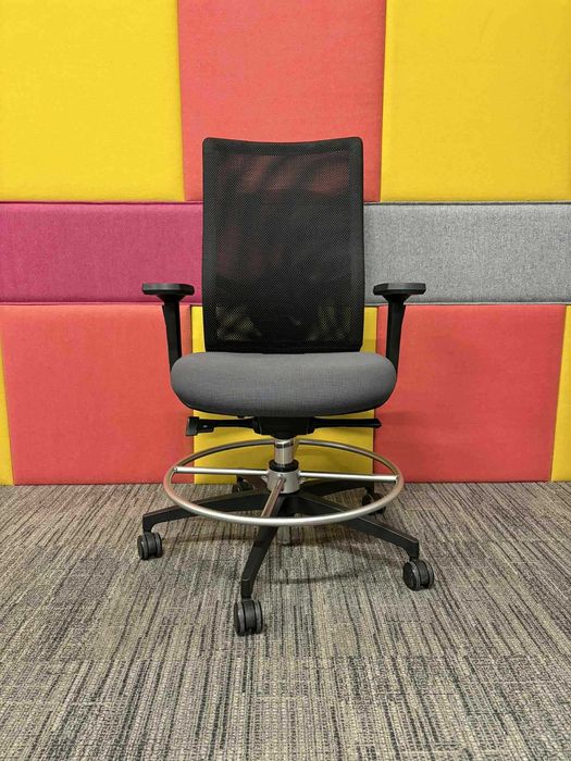 Fotel hoker obrotowy laboratoryjny warsztatowy Dauphin TakeOver okazja