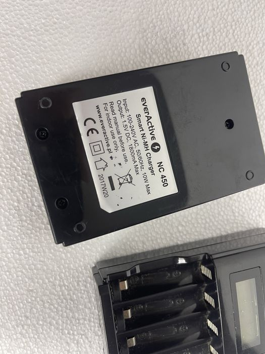 Ładowarka everactive nc450 2szt