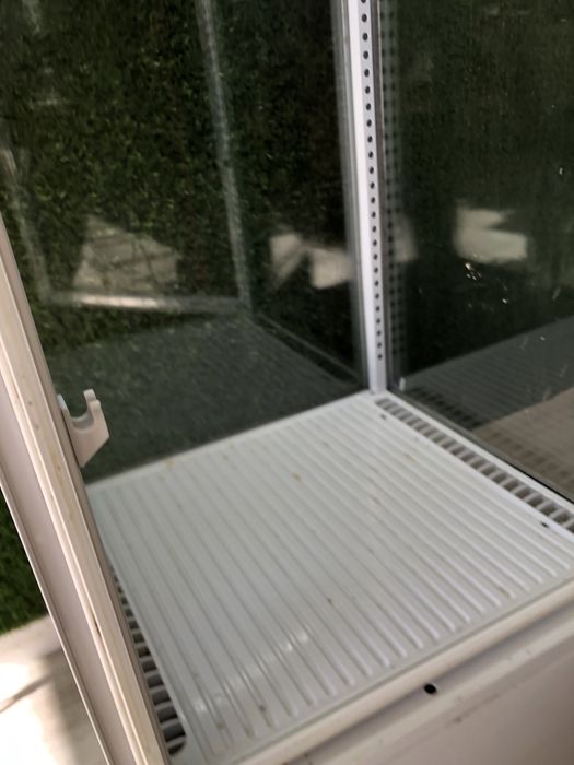 Frigorifico Vitrine METRO MAKRO 70 L