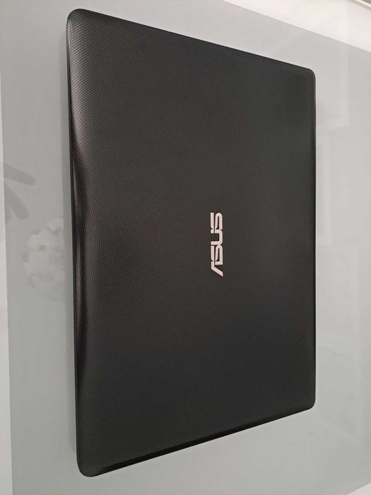 Portátil ASUS X402CA