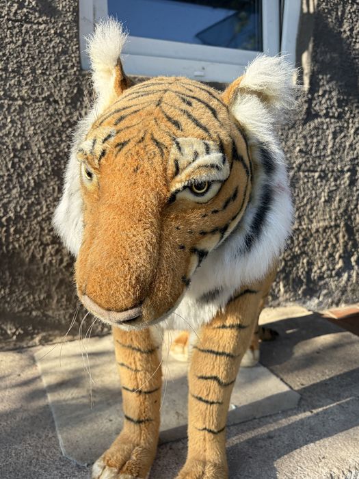 Великий реалістичний тигр Hansa