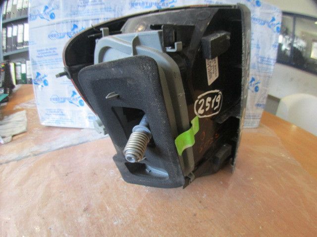Farolim direito VOLKSWAGEN Fox (5Z1, 5Z3, 5Z4)