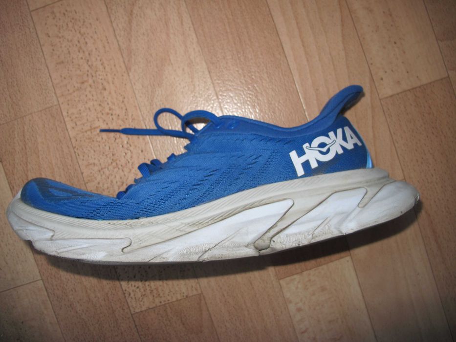 кросовки HOKA One