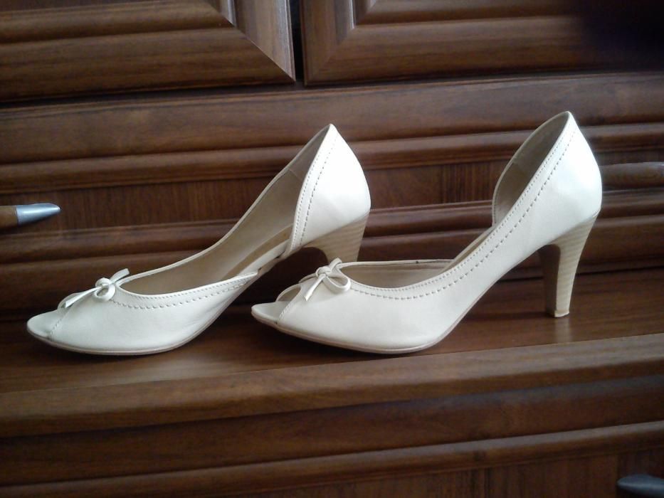 Sprzedam nowe czółenka letnie