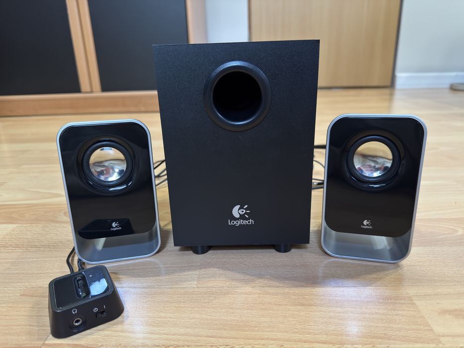 Głośniki Komputerowe 2.1 Logitech LS21 – Kompletny Zestaw, Sprawne