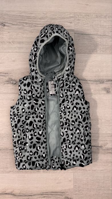 Жилетка на дівчинку 110