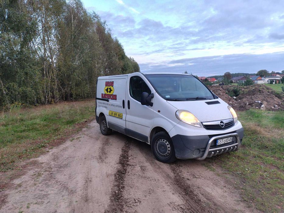 Opel Vivaro blaszak