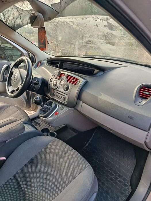 Renault Scenic 2004 pick 2.0