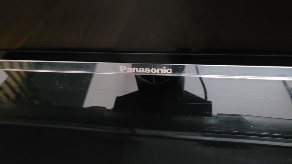 Telewizor Panasonic TX-L42E6EK, 42 cale
Panasonic TX-L42E6EK