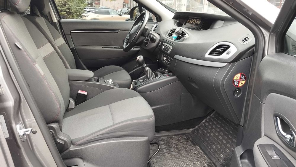 Renault Grand Scenic Business 1.5 dCi 2013