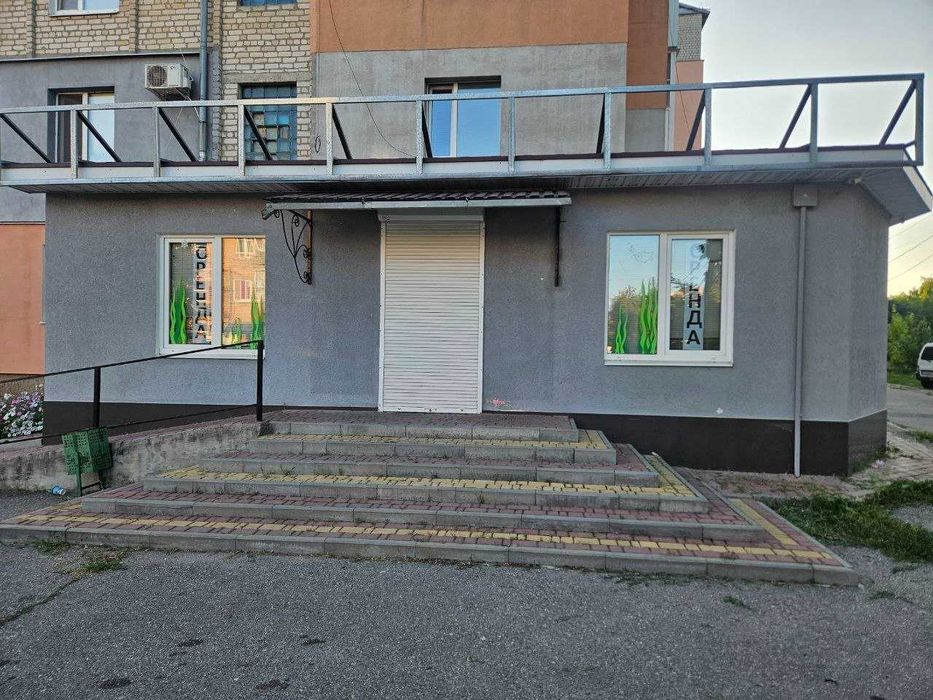 Продаж комерційного приміщення — 90 м²