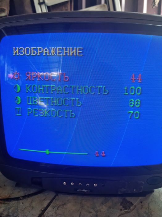 Телевізор на кухню.300гр.