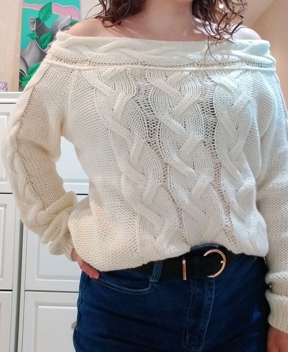 Camisola com ombros destapados