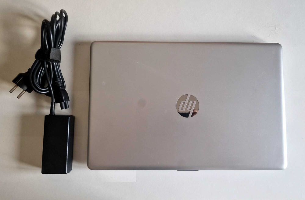 Vendo Portátil HP 15-da0052np