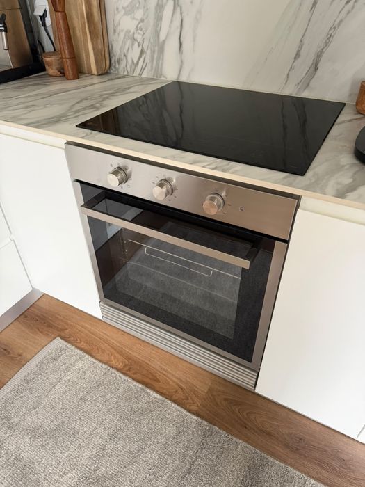 Forno elétrico ventilado (com grill)