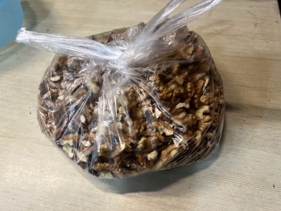 1 kg Orzechów włoskich ręcznie łuskanych hodowla w Polsce