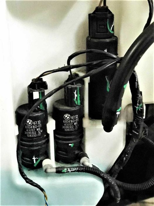 Моторчик Омывателя BMW X5 E53 E70 F15 F10 F25 Омивателя БМВ Х5 Е53 Е70