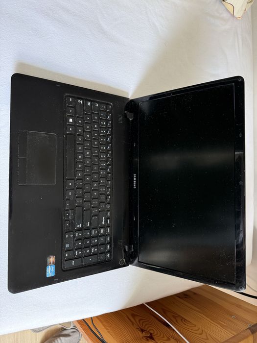 Laptop Samsung 17” NP350E7C