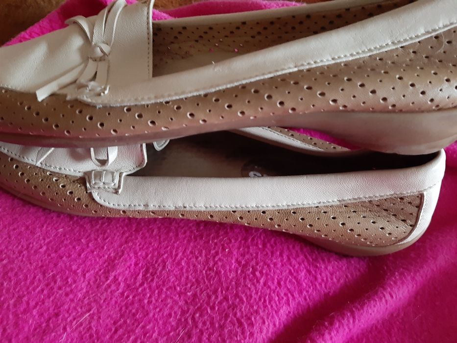 Sapatos n° 38 senhora em pele