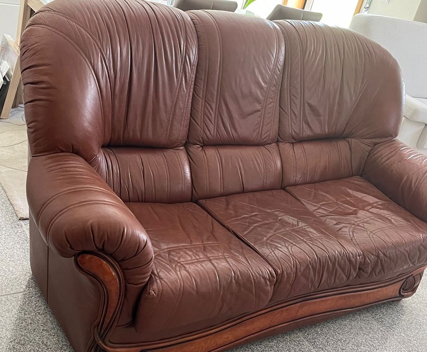 Vendo sofá cama 3 lugares.