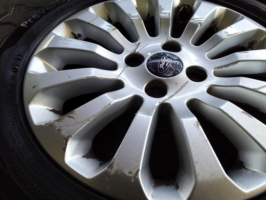 Jantes Ford R15 Com Pneus 195/50 Furação 4X98