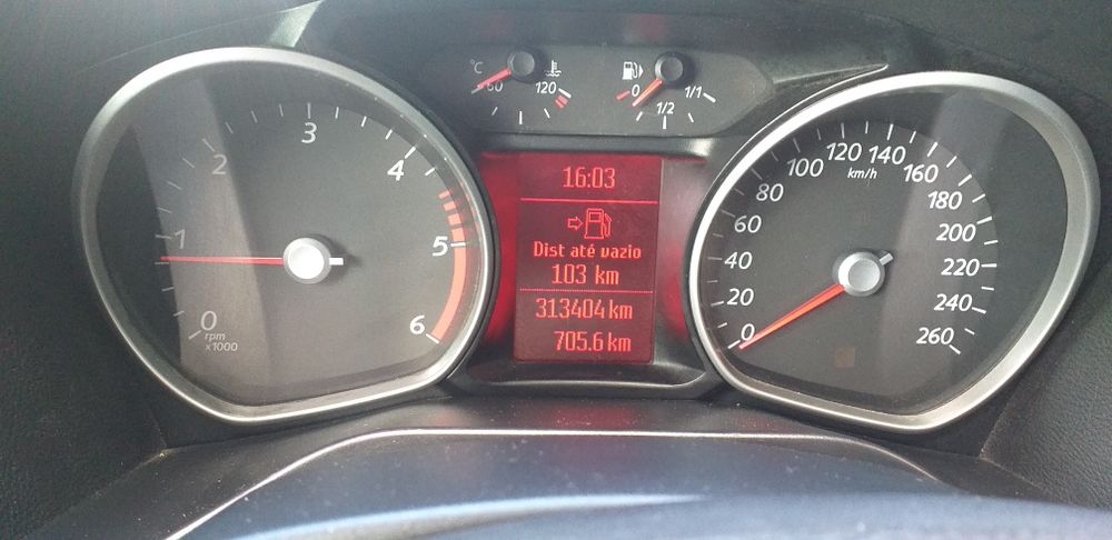 Ford S-Max 1.8 Tdci 5 lug.Em bom estado geral