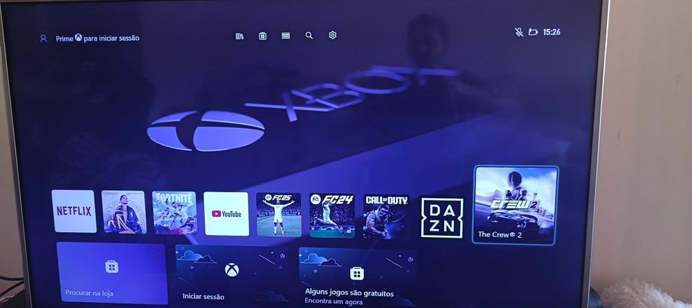XBox One + 6 Jogos + Comando original