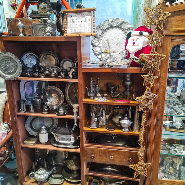 Cesto / Suporte Decorativo Metal Vazado Cromado