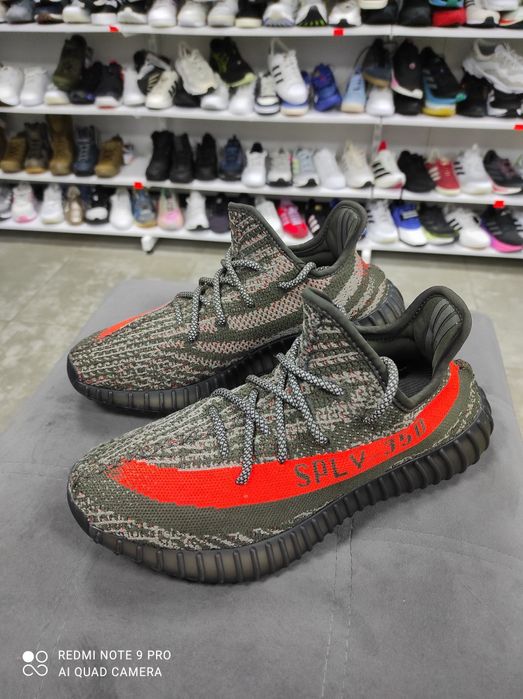 ОРИГІНАЛ 100% Кросівки Adidas Yeezy Boost 350 v2 Carbon Beluga 40 2/3
