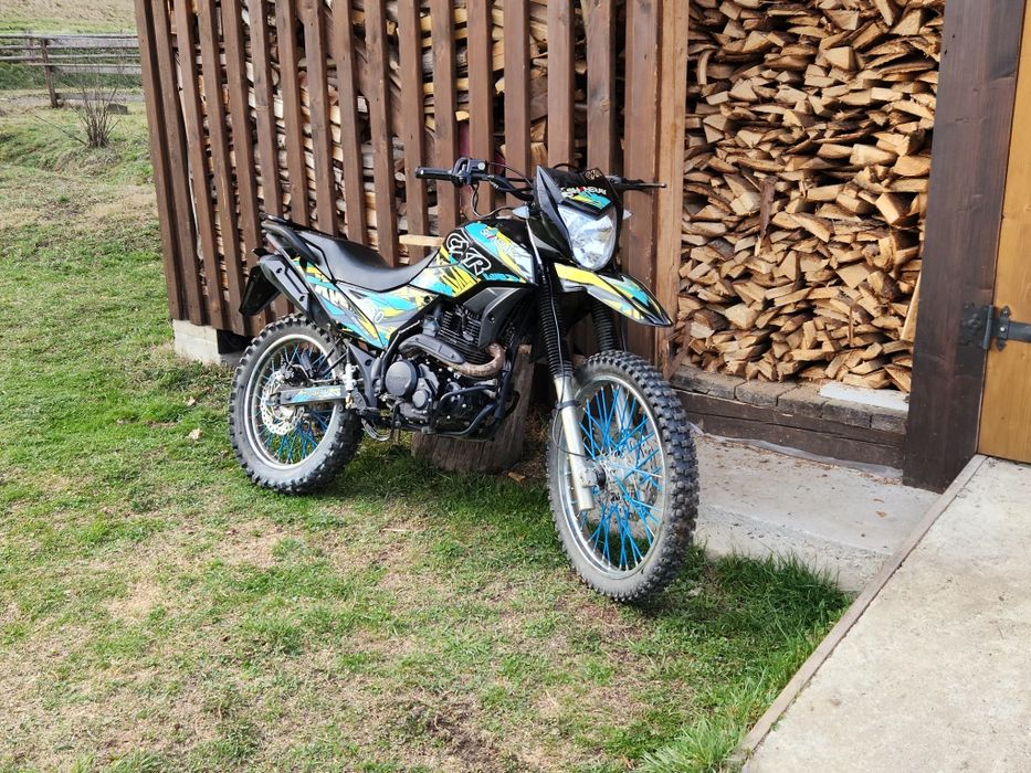 Продам Shineray 250