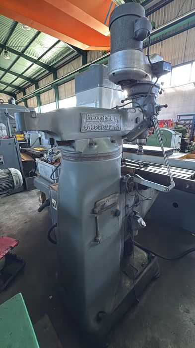 Fresadora Ferramenteira Bridgeport Series 1