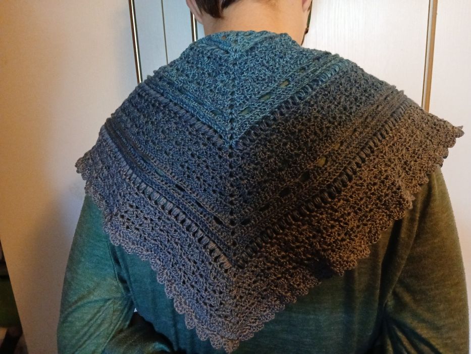 Chusta bandana szydełkowa