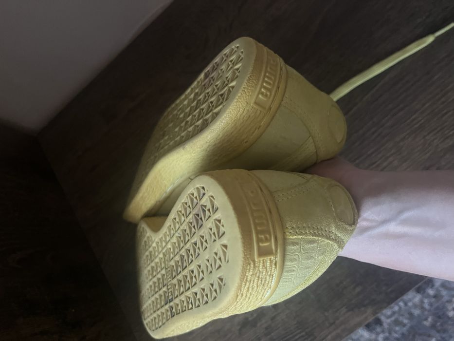 Кросівки puma  замша 37 розмір