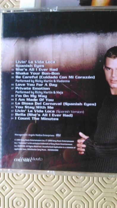 Cd Ricky Martin435388646583193601