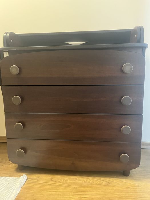 Дитяче ліжко Верес+комод верес+ матрац+ подушечки в ліжечки.