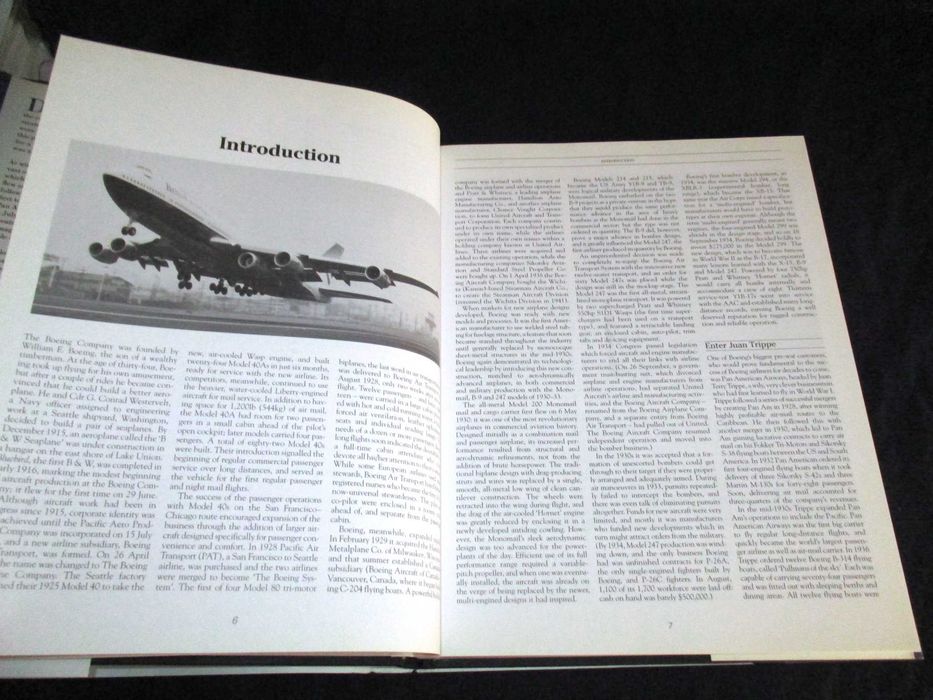 Livro Boeing 747 Martin W. Bowman Aviation Series