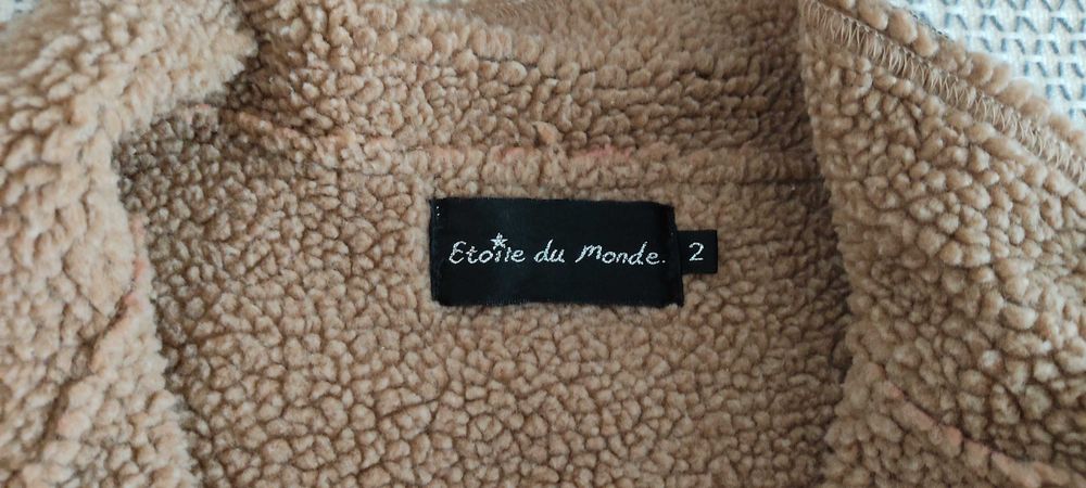 Etoile du monde, casaco intemporal